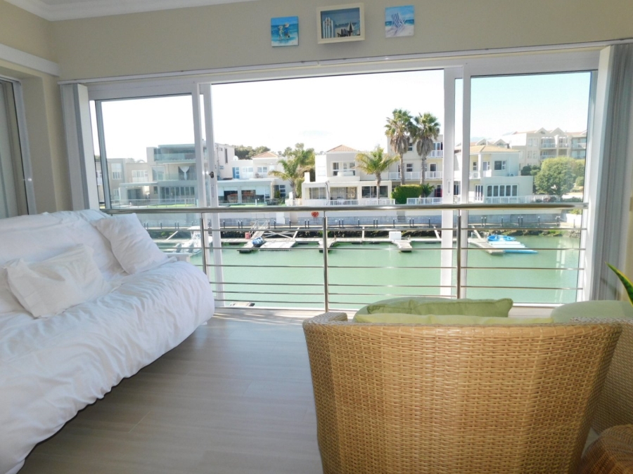 4 Bedroom Property for Sale in Harbour Island Western Cape